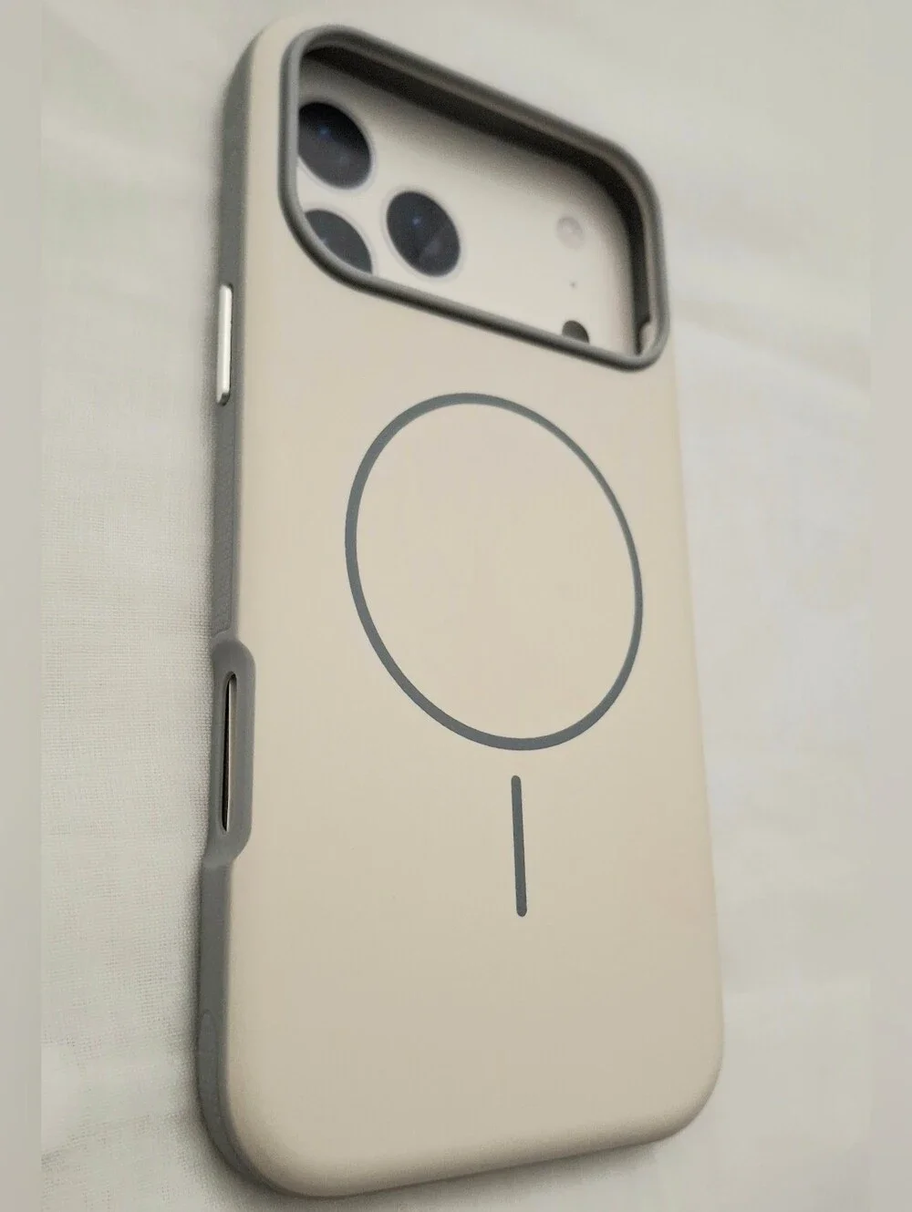 iPhone 17 Pro Max magnetic shockproof Magsafe phone case